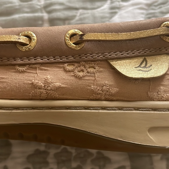 Sperry Top-Sider camel and gold shoes size 6.5 Preowned  condition - Picture 7 of 7